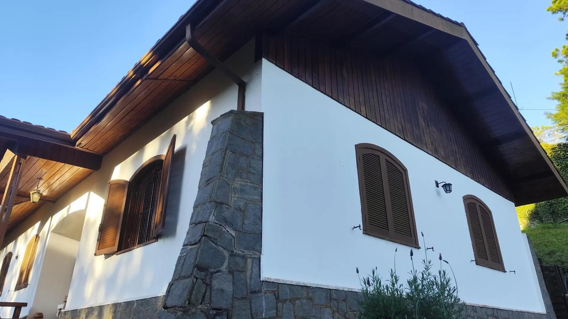 홈스테이 Quinta Das Flores Hospedaria Campos do Jordão